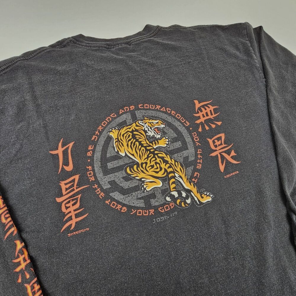 Vintage Y2K Christian Tiger Japanese Graphic Long Sleeve T-Shirt XL Delta Black